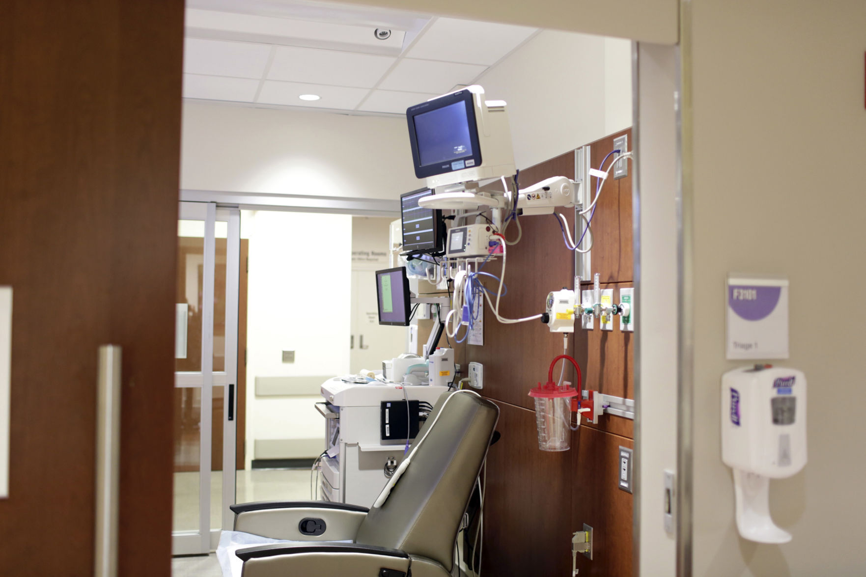 LIFE-MED-ER-URGENTCARE-TB